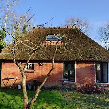 It Lytshus Bed & Breakfast Ureterp Exterior photo